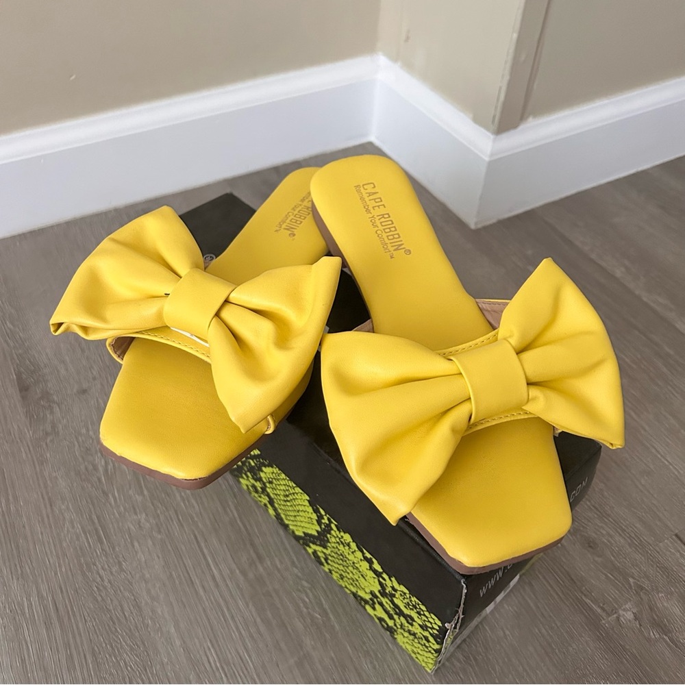 Cape Robbin Yellow Bow Slide Sandals